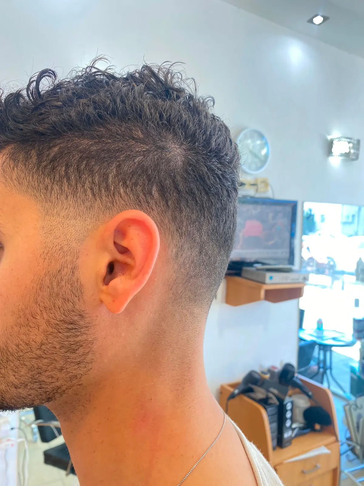 תספורת לגבר (תמונה לאחר השינוי)